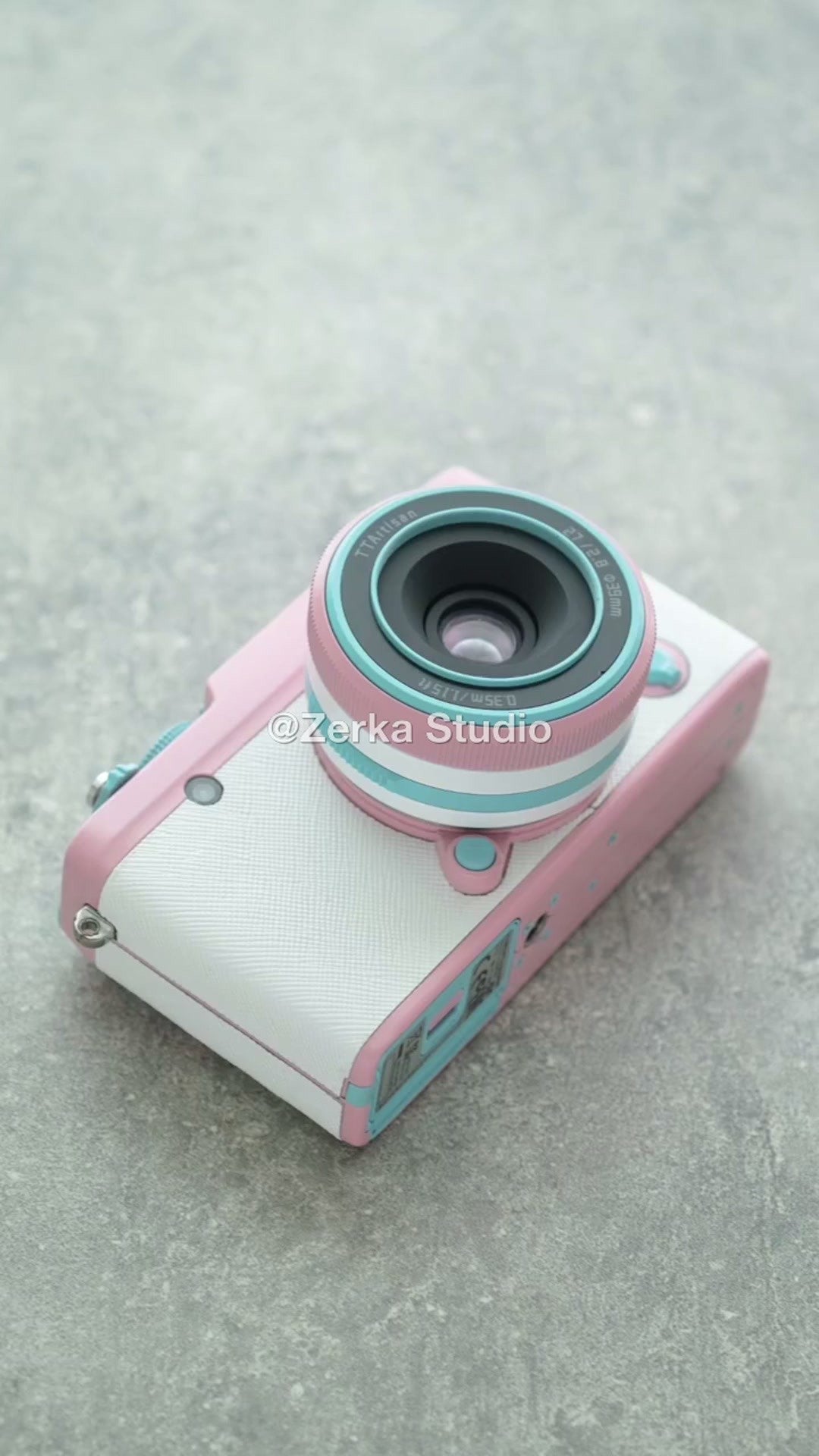 [Made to Order] Fujifilm X-E2 【Cotton Candy】#207