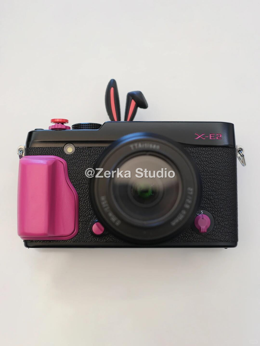 [Made to Order] Fujifilm X-E2 【Fuchsia Noir】#243