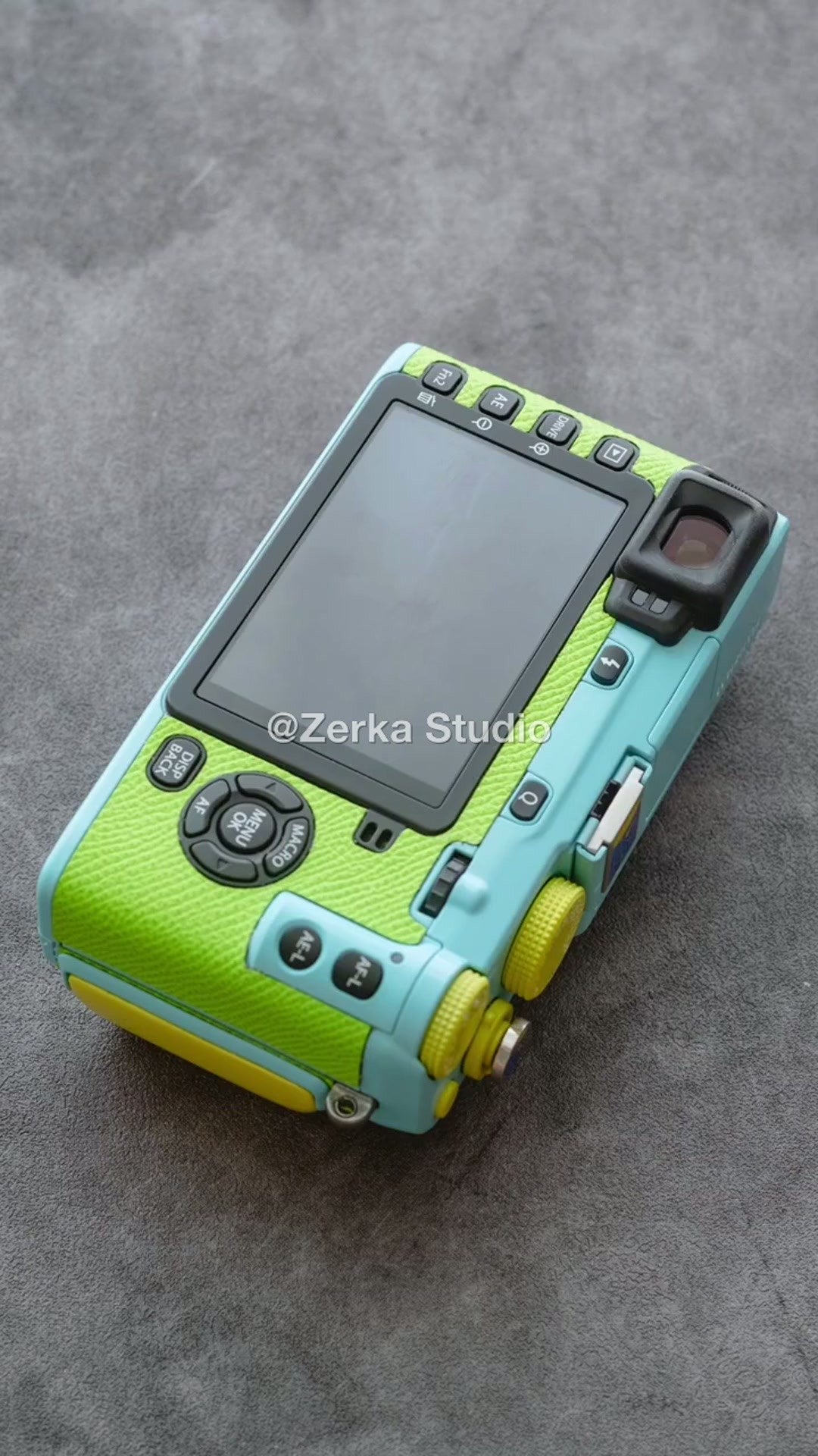 [Made to Order] Fujifilm X-E2 【Key Lime】#206