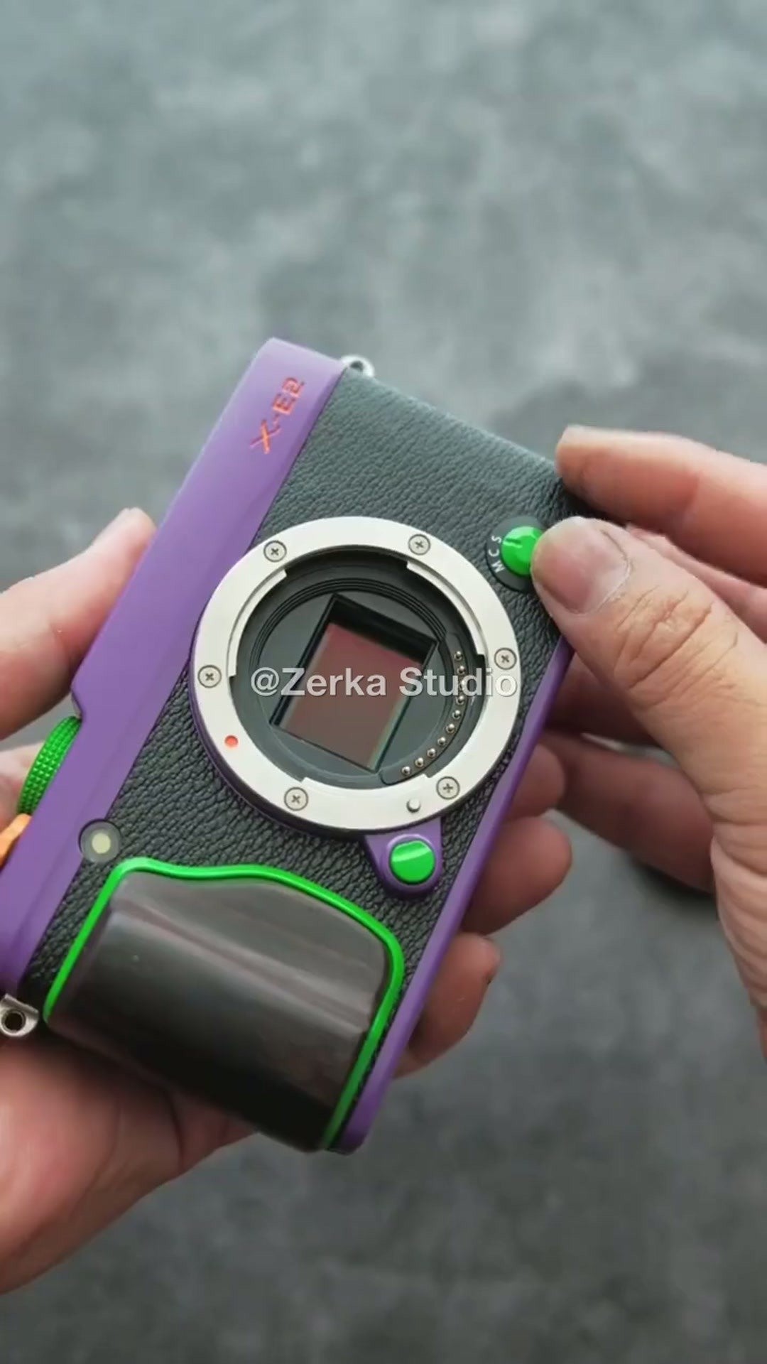 [Made to Order] Fujifilm X-E2 【Violet Mech】#214