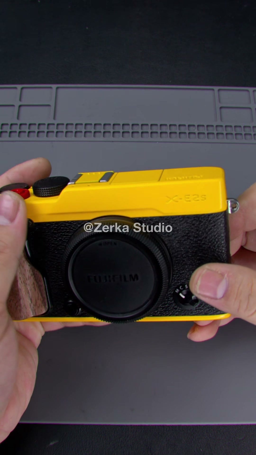 [Made to Order] Fujifilm X-E2S 【Taxicab】#40