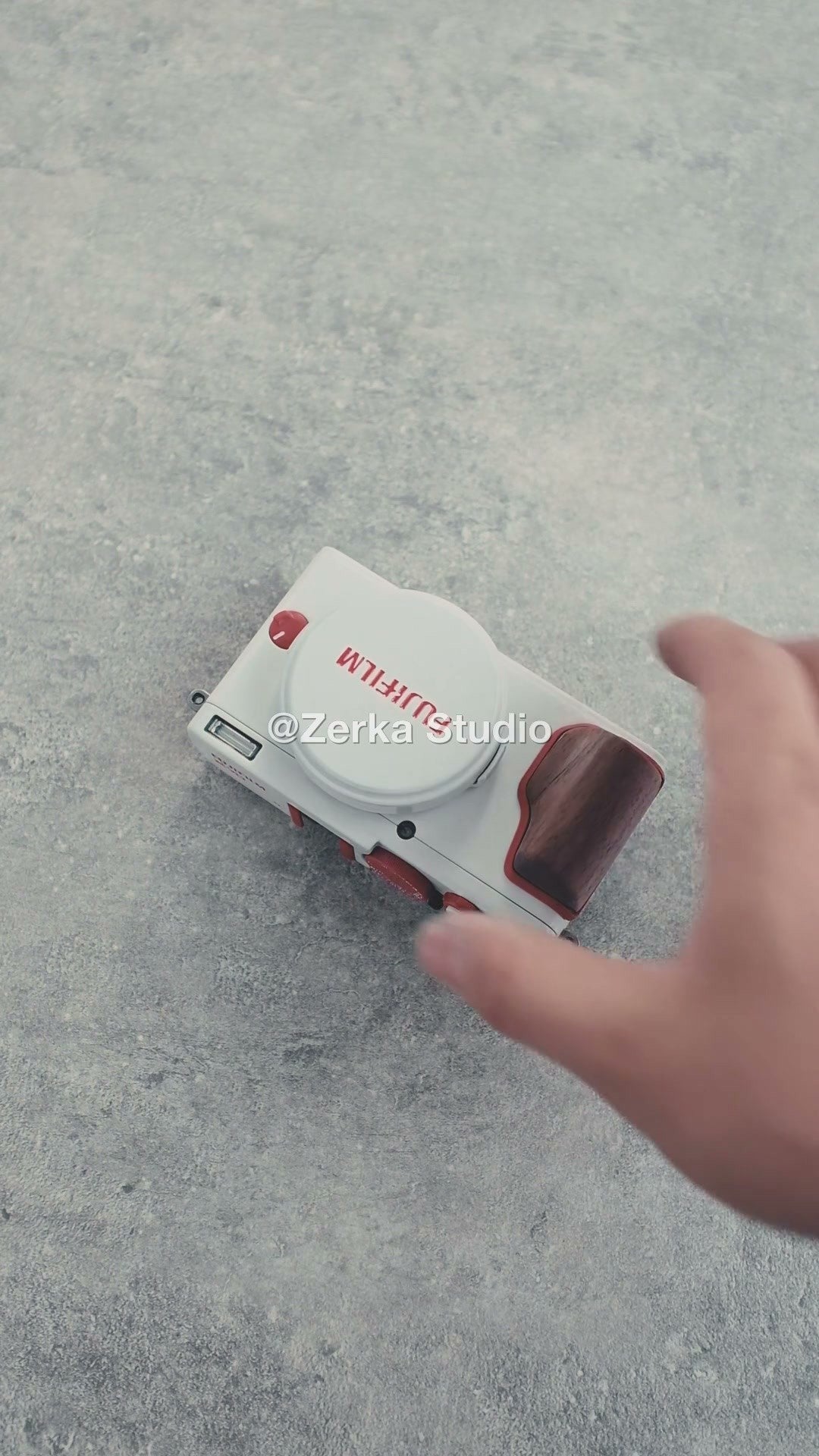 [Made to Order] Fujifilm X70 【Candy Cane】#166