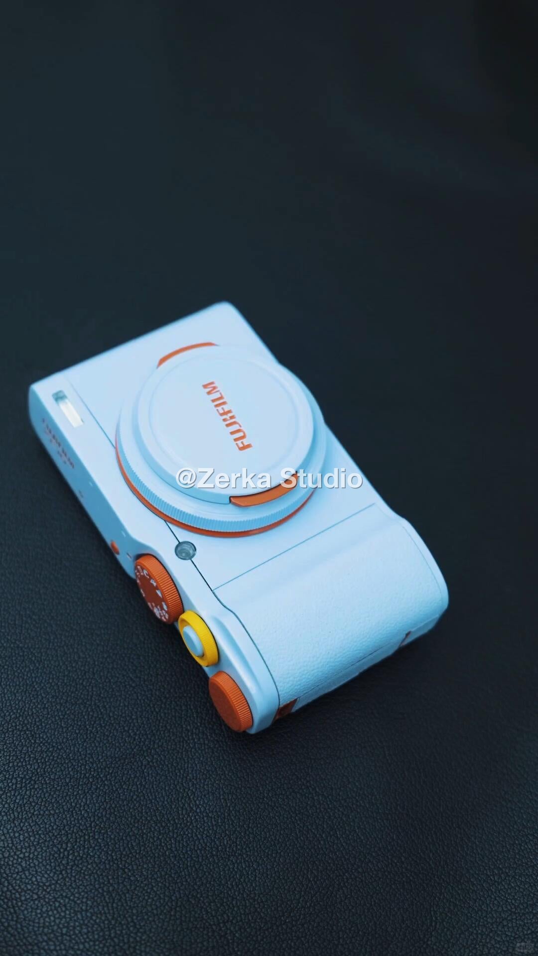 [Made to Order] Fujifilm XF10 【Beach Ball】#93